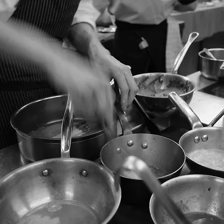 Demeures & Chateaux De La Renaissance Hotel