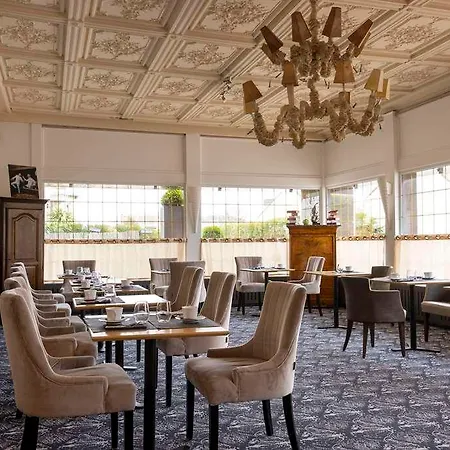 Demeures & Chateaux De La Renaissance Hotel Argentan
