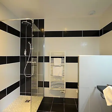 De La Renaissance - Les Collectionneurs 3* Argentan