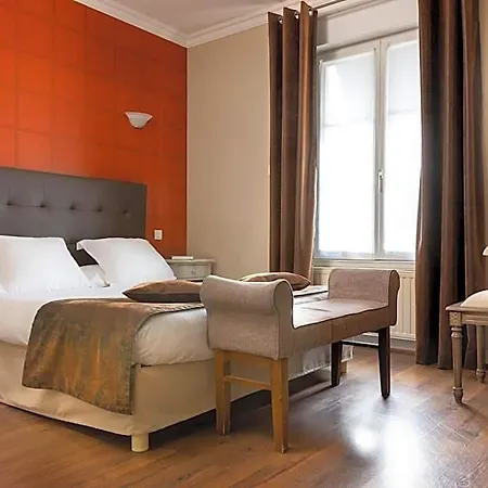 Hotel De La Renaissance - Les Collectionneurs 3*