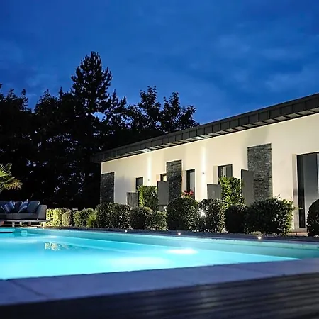 De La Renaissance - Les Collectionneurs 3*