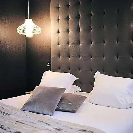 De La Renaissance - Les Collectionneurs 3* Argentan