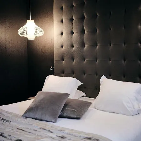 Demeures & Chateaux De La Renaissance Argentan