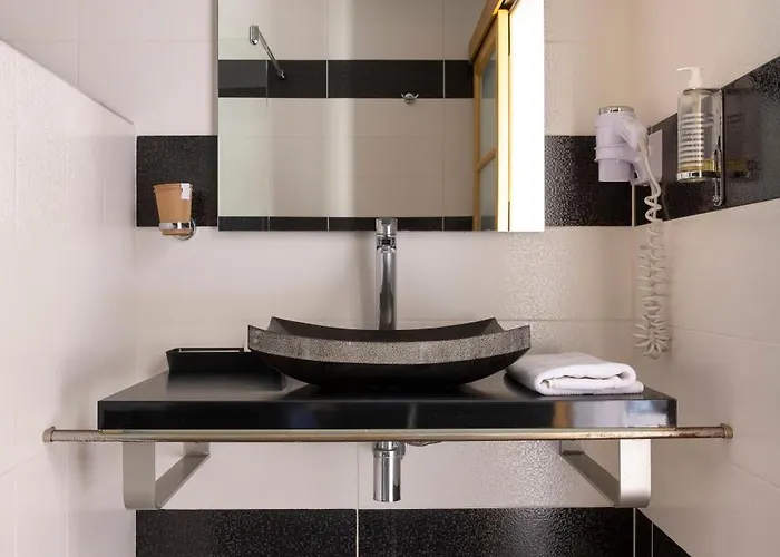 Demeures & Chateaux De La Renaissance Hotel Argentan