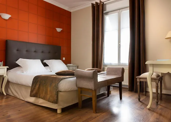 Hotel Demeures & Chateaux De La Renaissance 3*