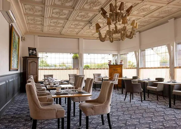 Demeures & Chateaux De La Renaissance Hotel Argentan