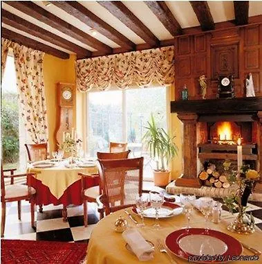 Demeures & Chateaux De La Renaissance Hotel 3*