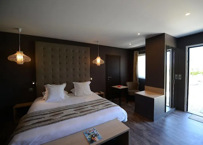 Demeures & Chateaux De La Renaissance Argentan