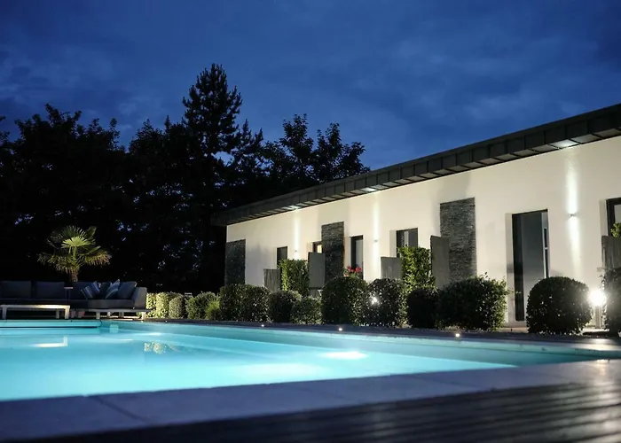 Demeures & Chateaux De La Renaissance Argentan