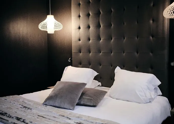 Demeures & Chateaux De La Renaissance Argentan